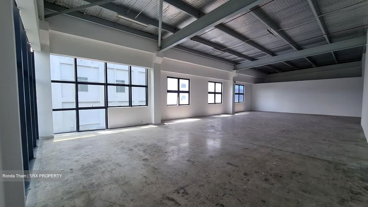 63@ubi (D14), Factory #543661991